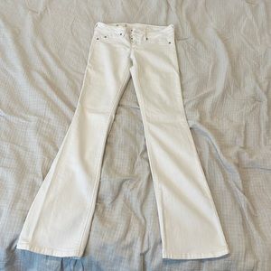 Size 26 white below rise bootcut jean. Sold design lab.